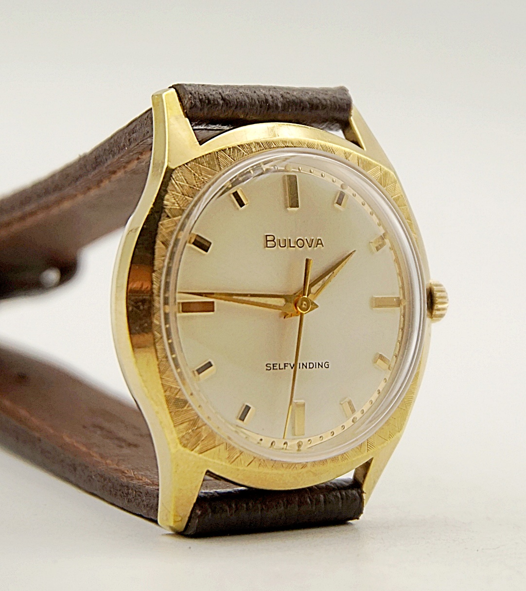นาฬิกาเก่า BULOVA ออโตเมติก