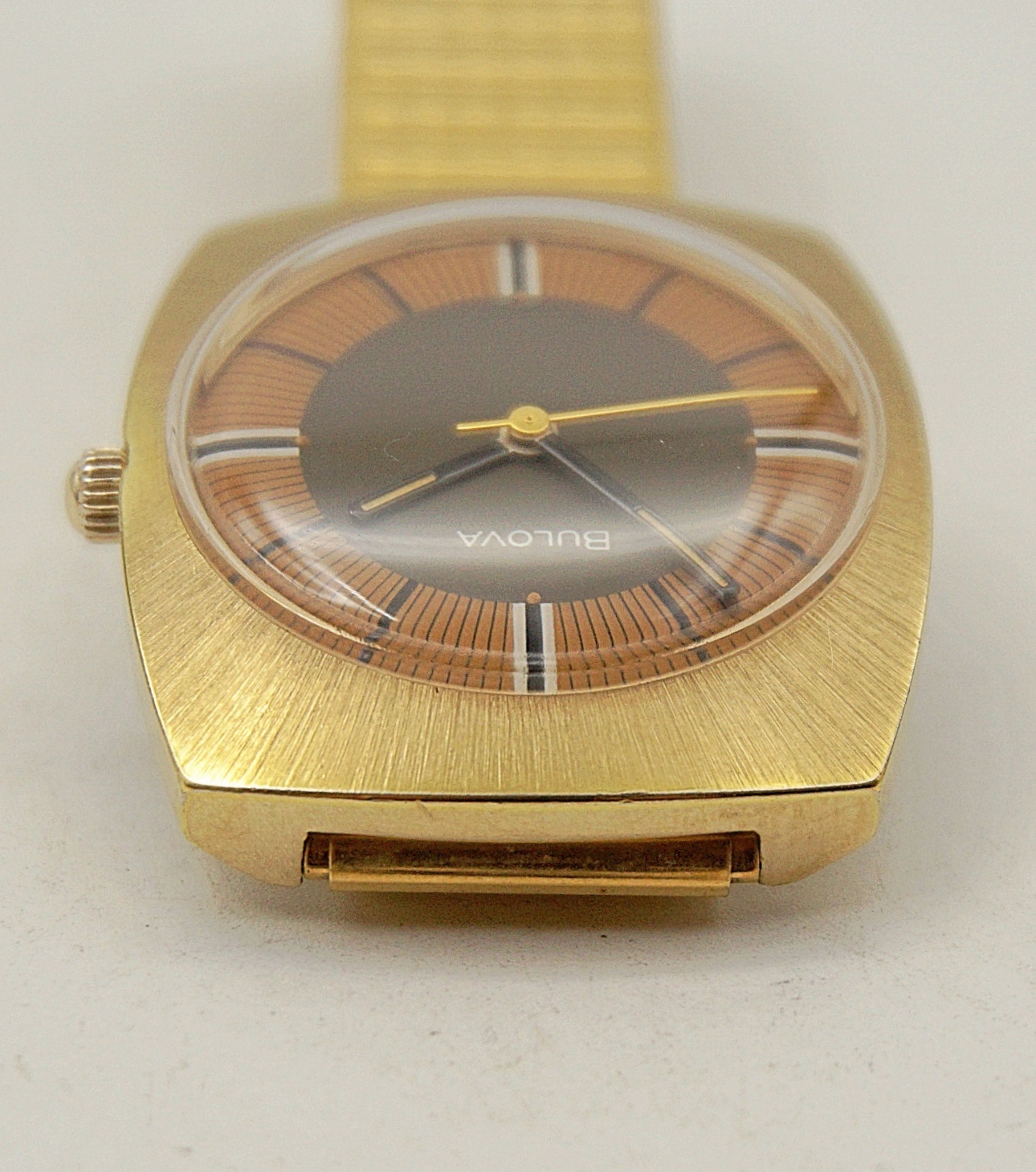 นาฬิกาเก่า BULOVA ไขลาน