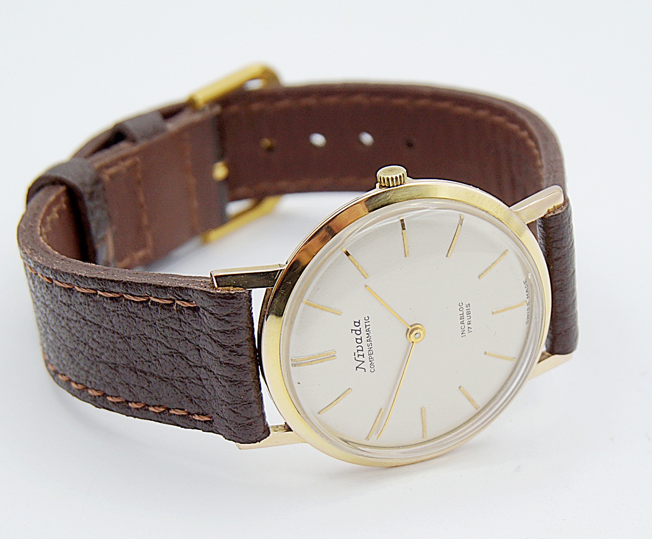 นาฬิกาเก่า NIVADA ไขลาน