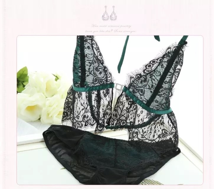 บราลูกไม้ ซีทรูไร้โครง เนื้อผ้านิ่ม ใส่สบาย ไม่คัน มีสี ดำ size 32 34 36 ราคาชุดละ 290 บาท