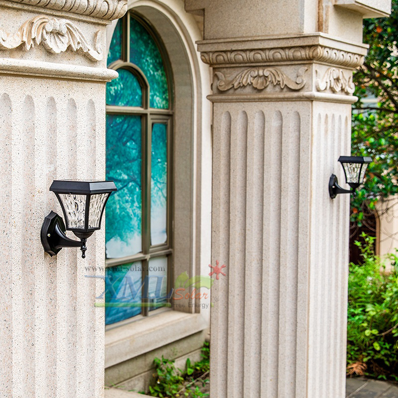 โคมไฟกิ่งโซล่าเซลล์ รุ่นใหม่ ทรงสี่เหลี่ยม ระบบสัมผัส (เเสง : เหลืองวอมไวท์)