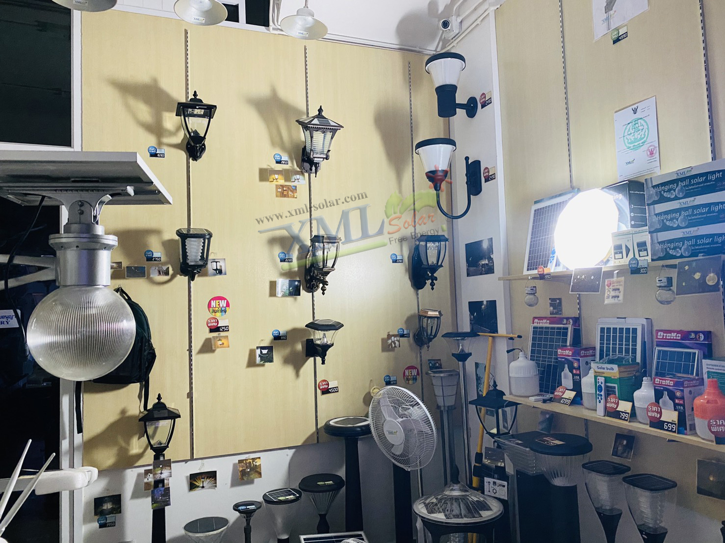 โคมไฟซาลาเปาโซล่าเซลล์ ติดเพดาน-ผนัง 30W Super Bright (แสงขาว)