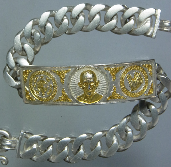 เลส หลวงพ่อรวย ปาสาทิโก รุ่นมหาลาภ ขนาด 3 บาท