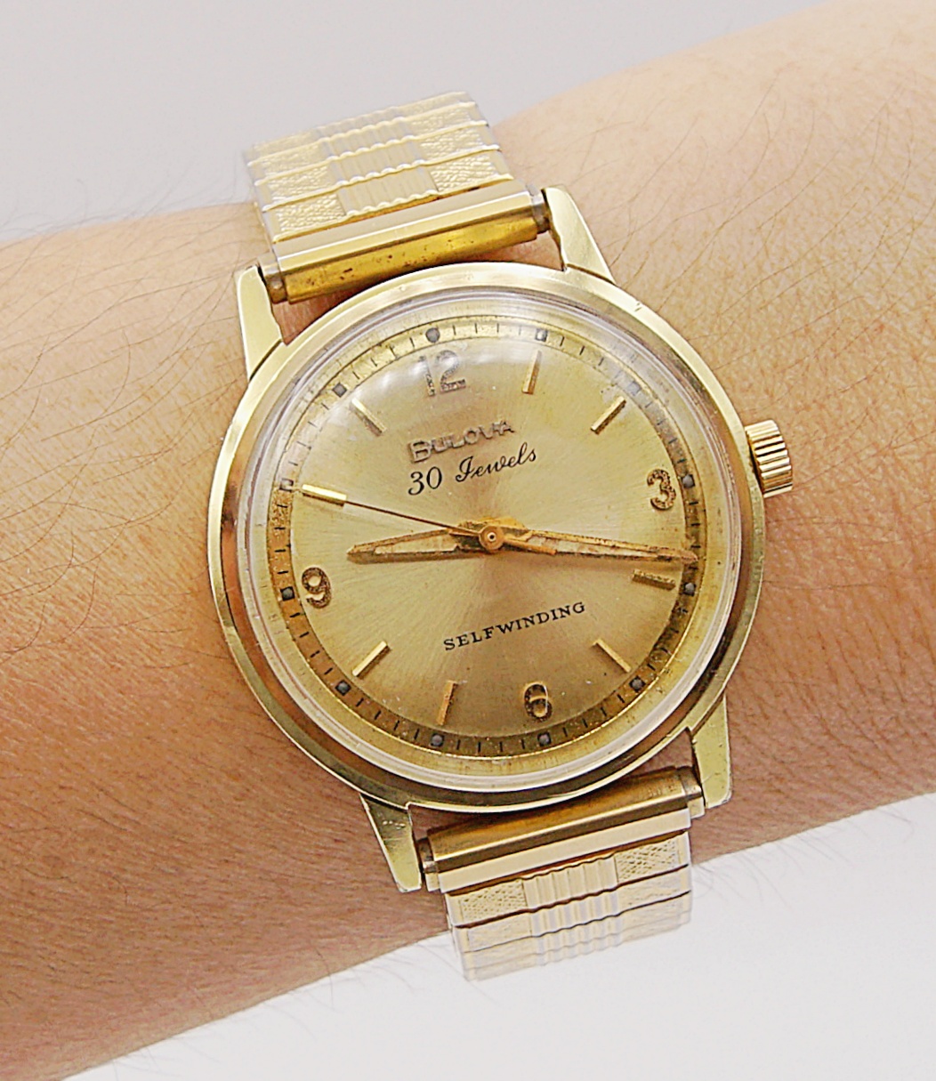 นาฬิกาเก่า BULOVA ออโตเมติก