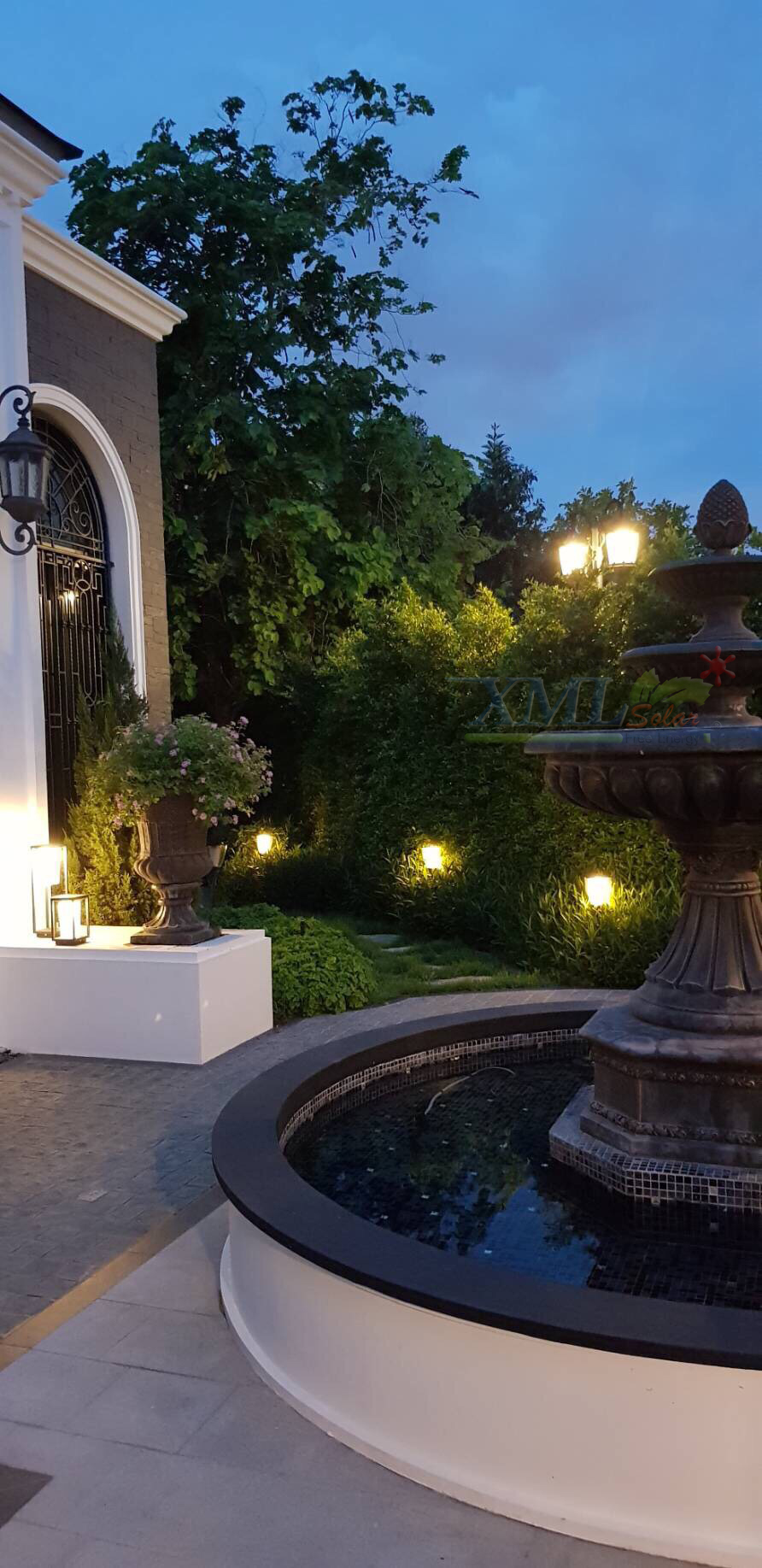 ไฟตั้งพื้นสนามโซล่าเซลล์ ทรงถ้วย (เเสง : เหลืองวอมไวท์)(1 แถม 1)