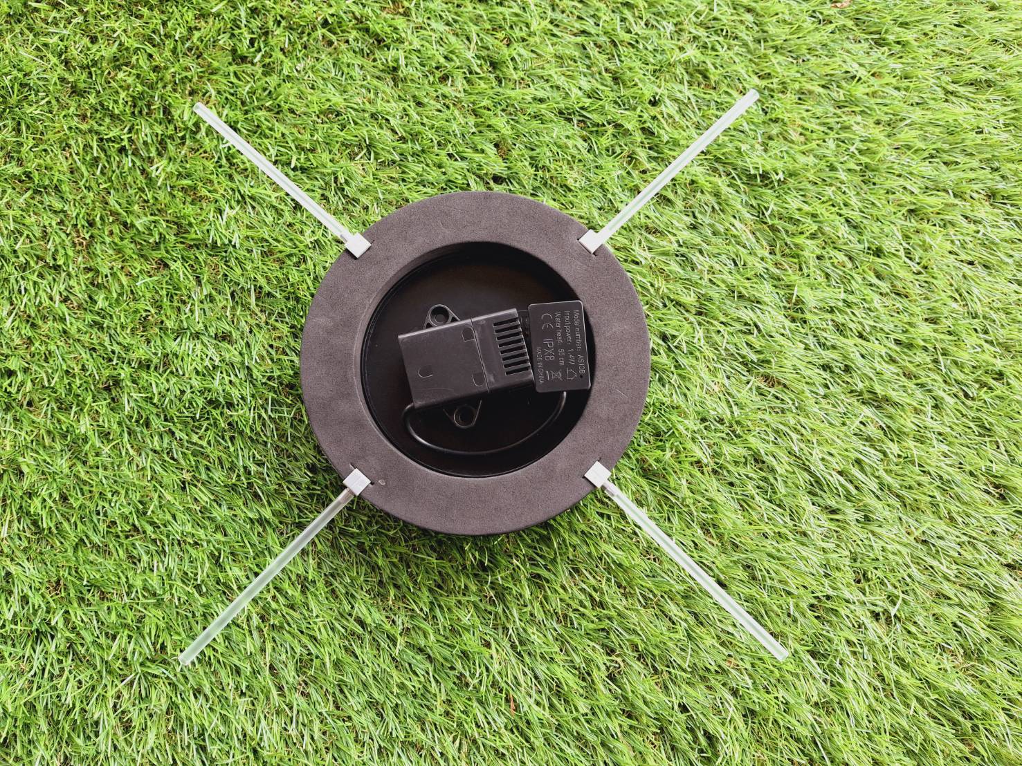 Fountain with solar energy (Circle shape)