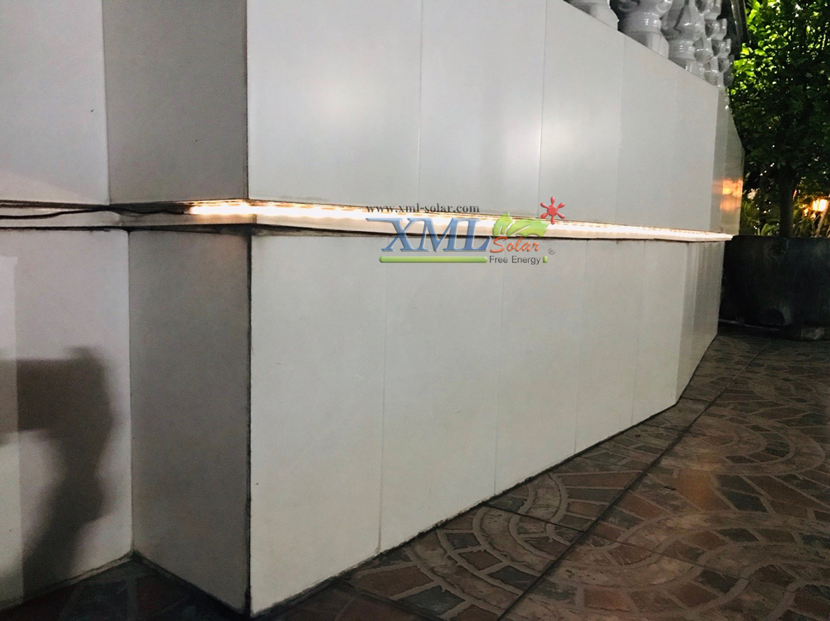 ไฟกระพริบโซล่าเซลล์ รุ่น 90 CHIP SMD LED (8 ฟังก์ชั่น) (เเสง : เหลืองวอมไวท์)