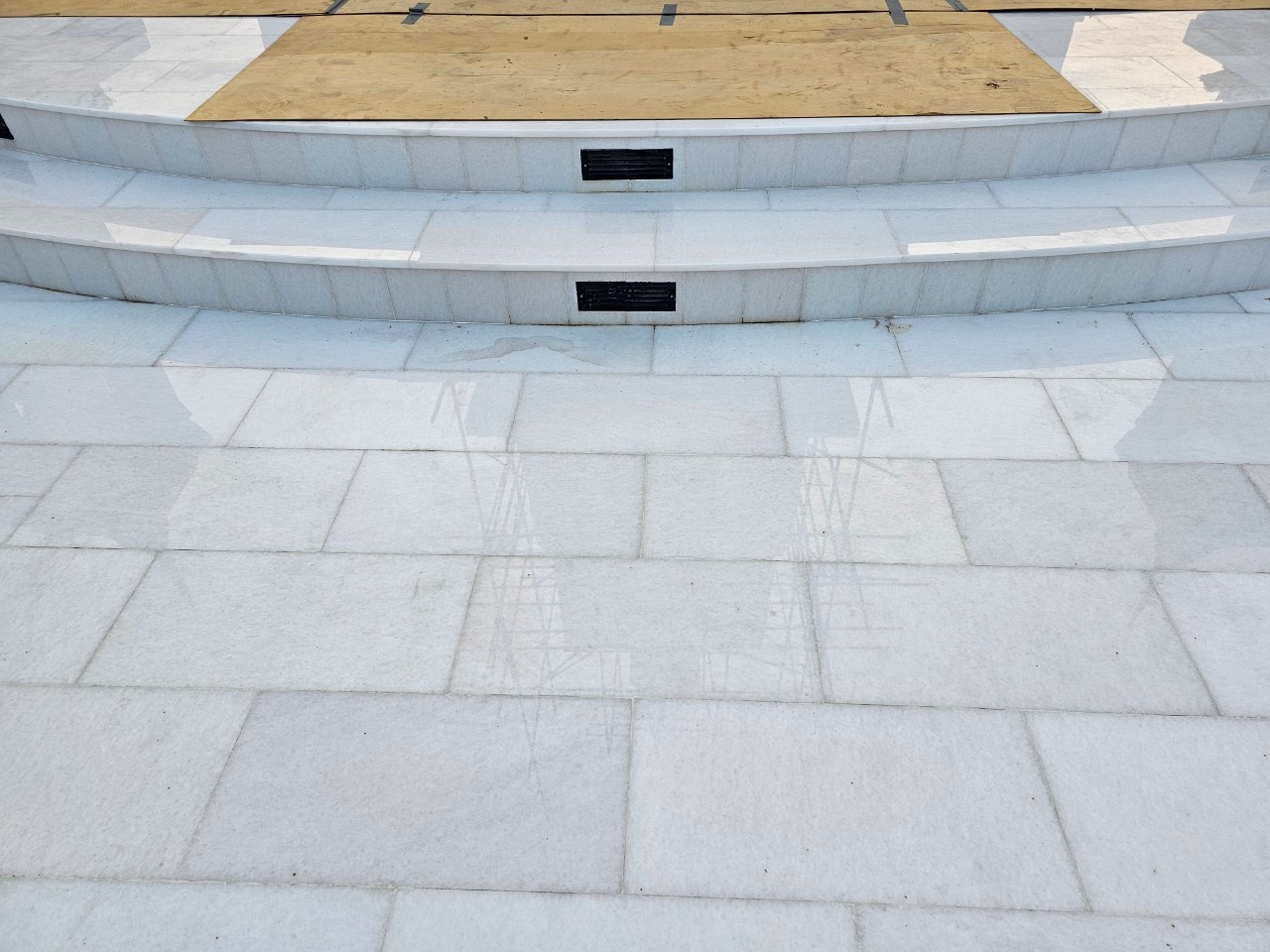 หินอ่อน หิมาลายัน ขนาด30*60เซนติเมตร (ราคาต่อตารางเมตร)