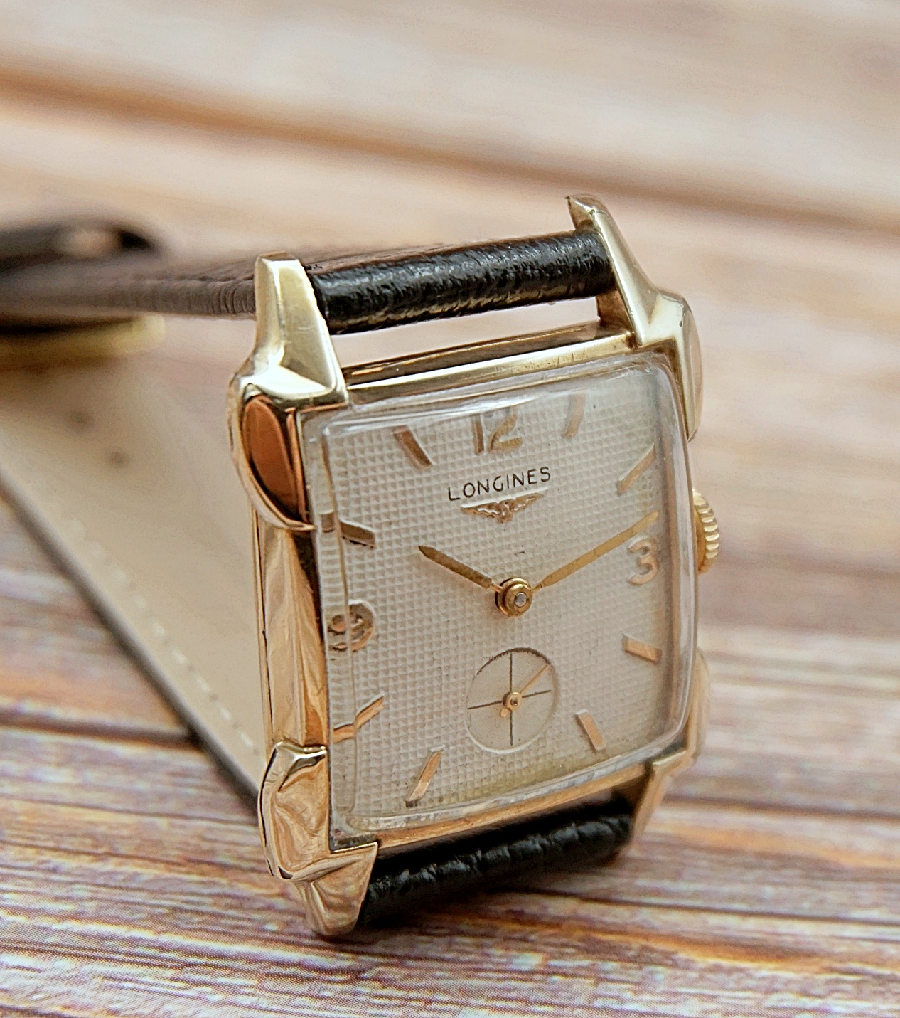 นาฬิกาเก่า LONGINES ไขลานสองเข็มครึ่ง