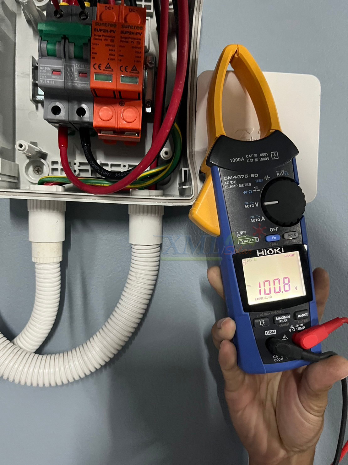 ชุดแอร์โซล่าเซลล์ TASAKI 13,000 BTU