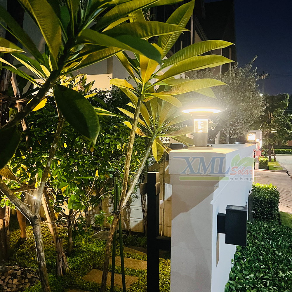 โคมไฟหัวเสาโซล่าเซลล์ รุ่น TZ-238 (เปิดได้ 2 แสง)
