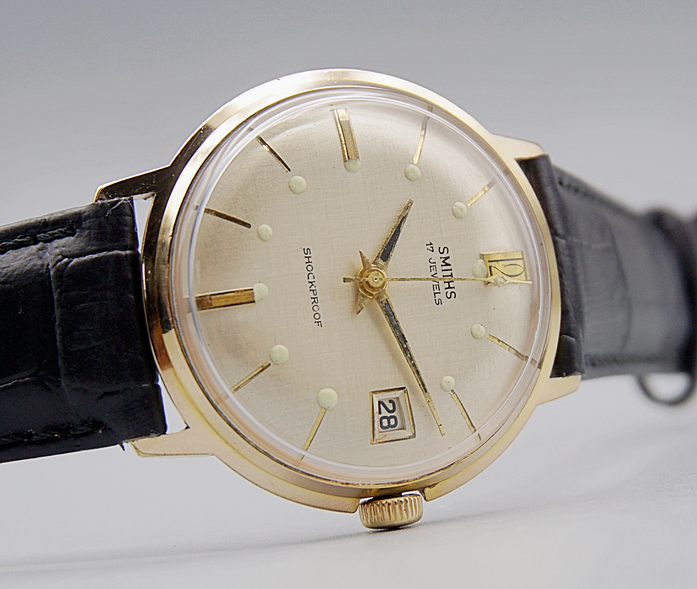 นาฬิกาเก่า SMITHS ไขลาน