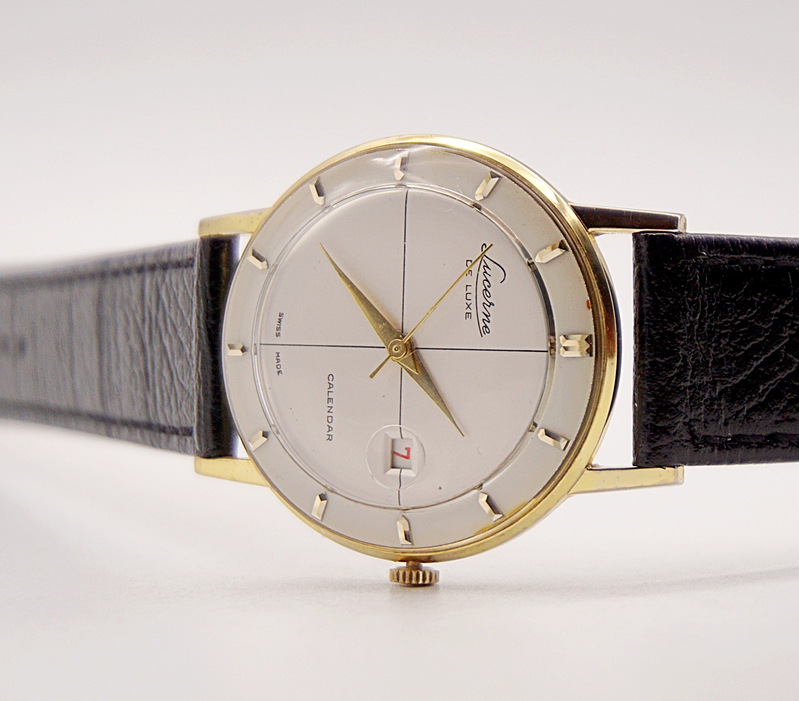 นาฬิกาเก่า LUCERNE ไขลาน