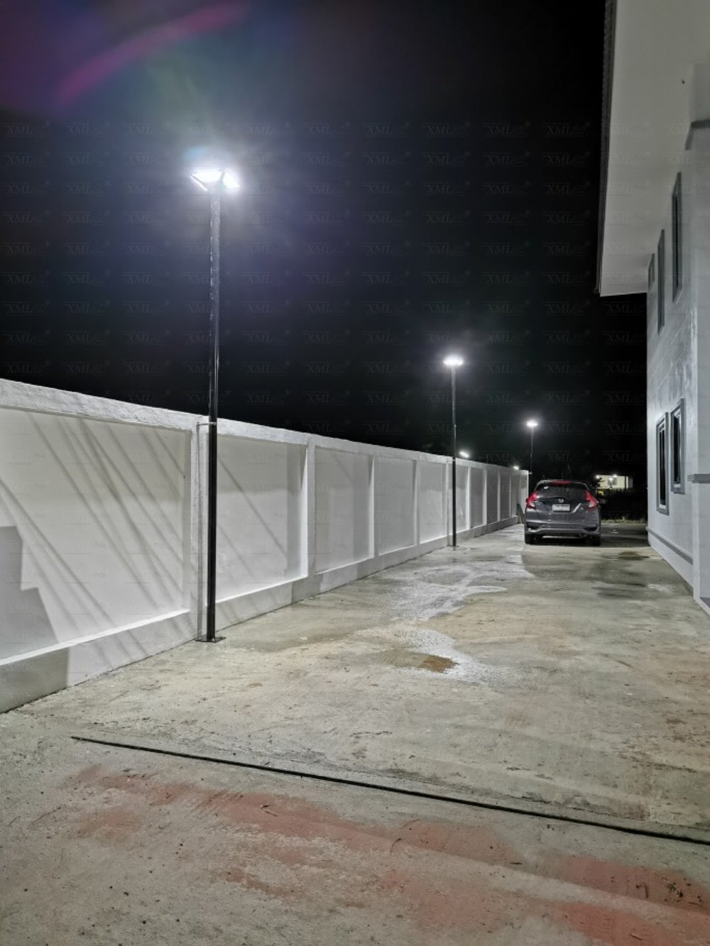 โคมไฟ UFO ทรงสี่เหลี่ยม รุ่น Modi x XML + ระบบ Motion รุ่น 300w (เปิดได้ 3 แสง)