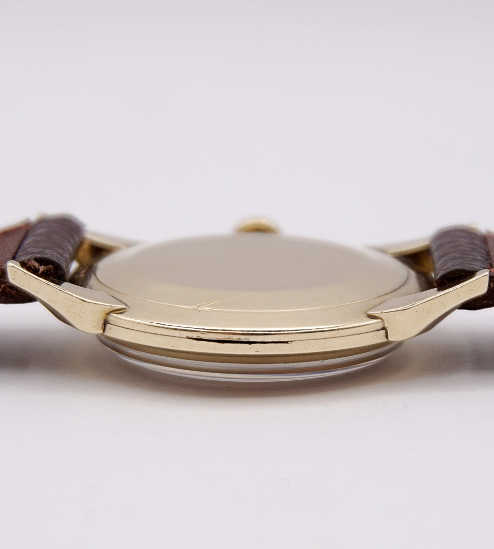 นาฬิกาเก่า LONGINES ไขลานสองเข็มครึ่ง