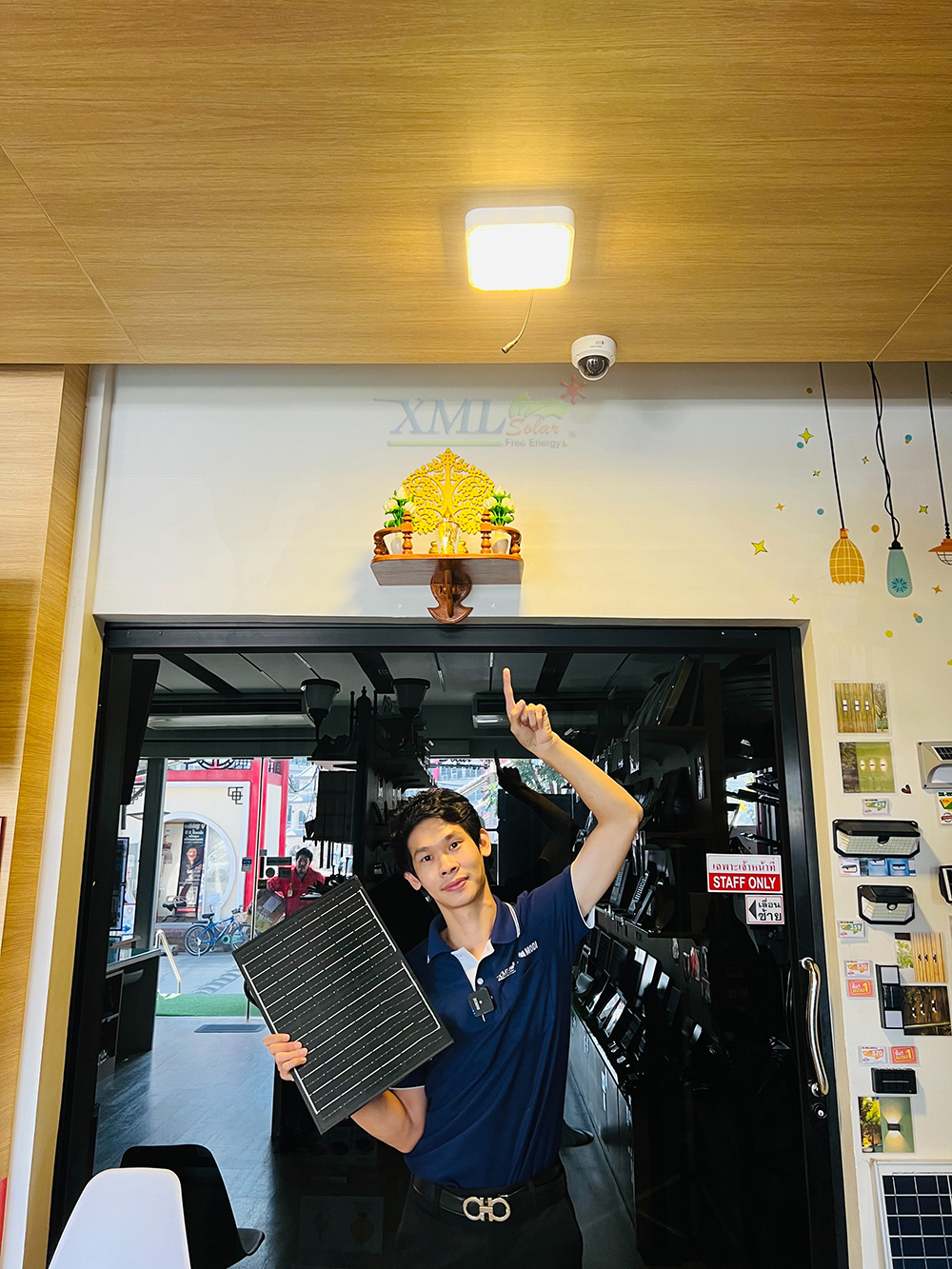 โคมไฟติดเพดานโซล่าเซลล์ ทรงเหลี่ยม* รุ่น MD-SCL08 220W/220W-MAX/320W (เปิดได้ 3 แสง)