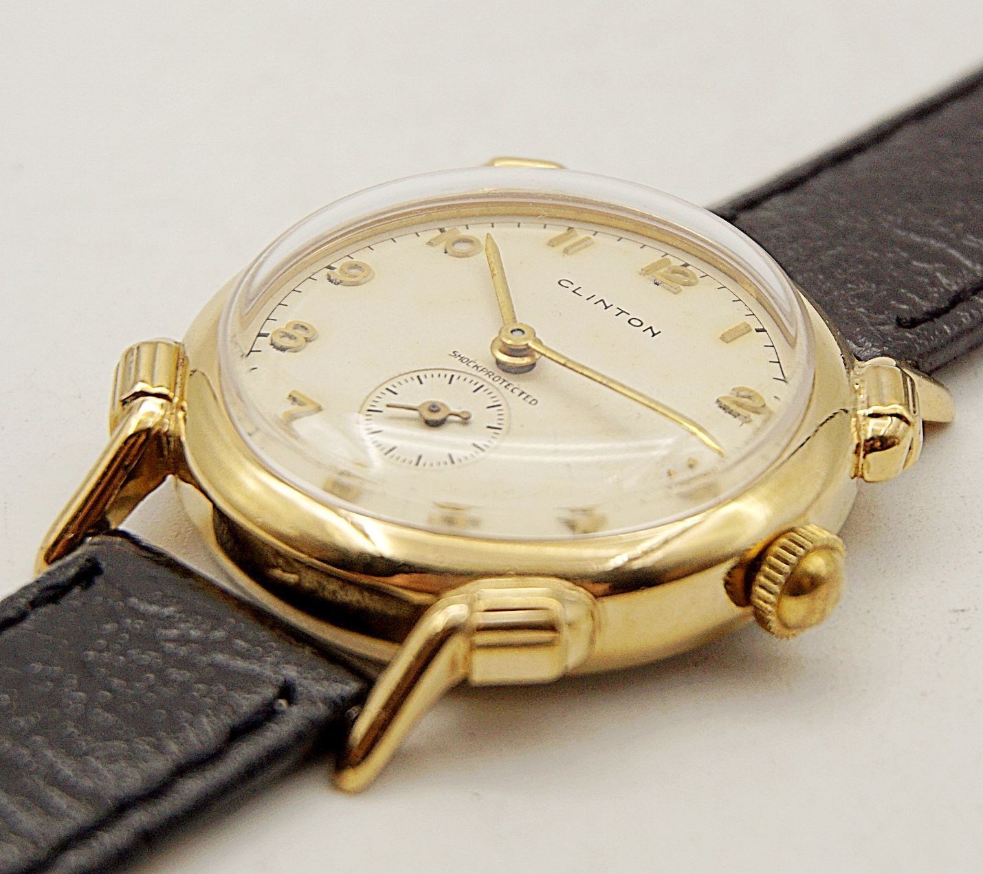 นาฬิกาเก่า CLINTON ไขลานสองเข็มครึ่ง