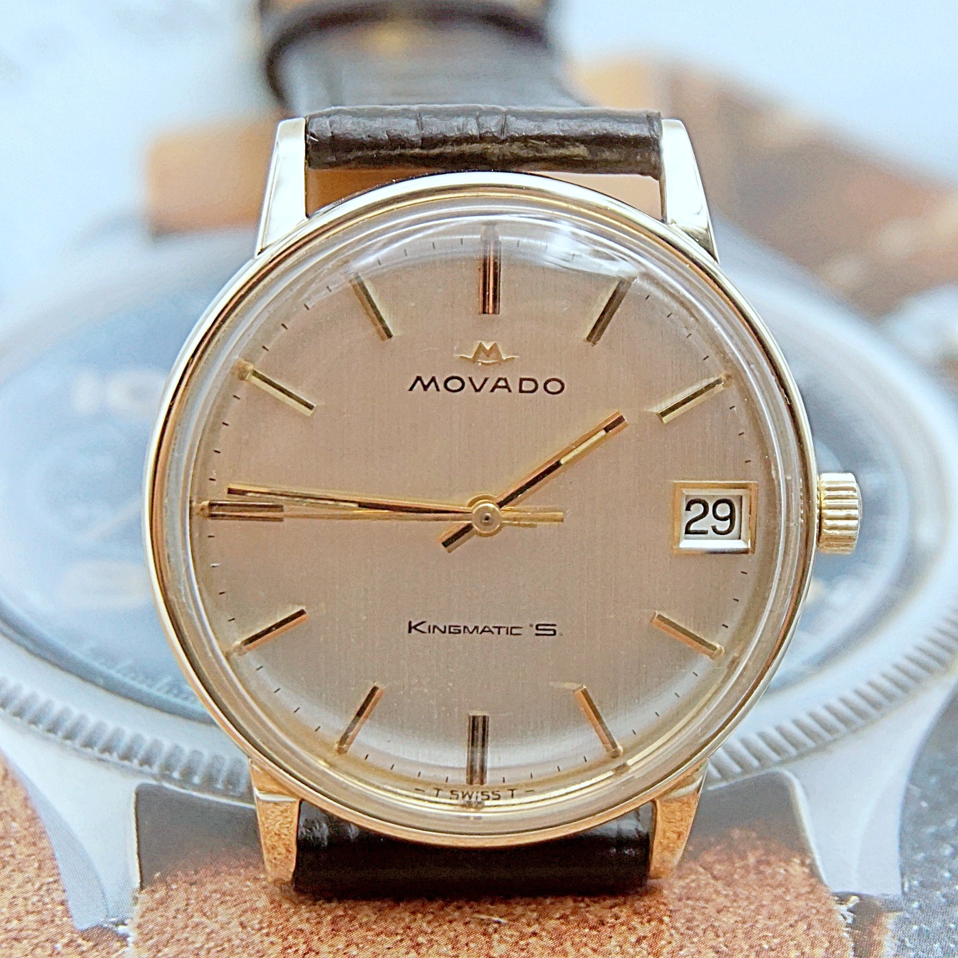 นาฬิกาเก่า MOVADO ออโตเมติก