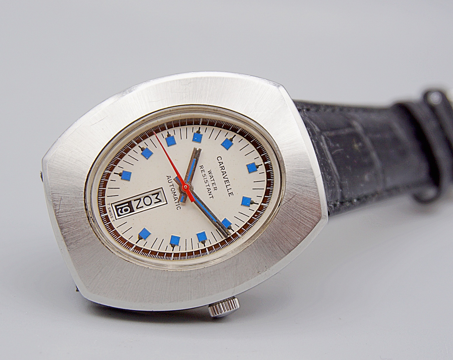 นาฬิกาเก่า CARAVELLE ออโตเมติก