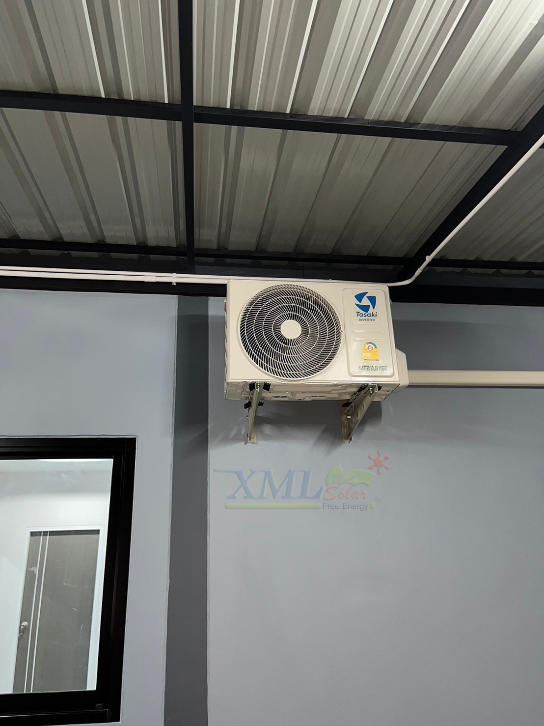 ชุดแอร์โซล่าเซลล์ TASAKI 13,000 BTU