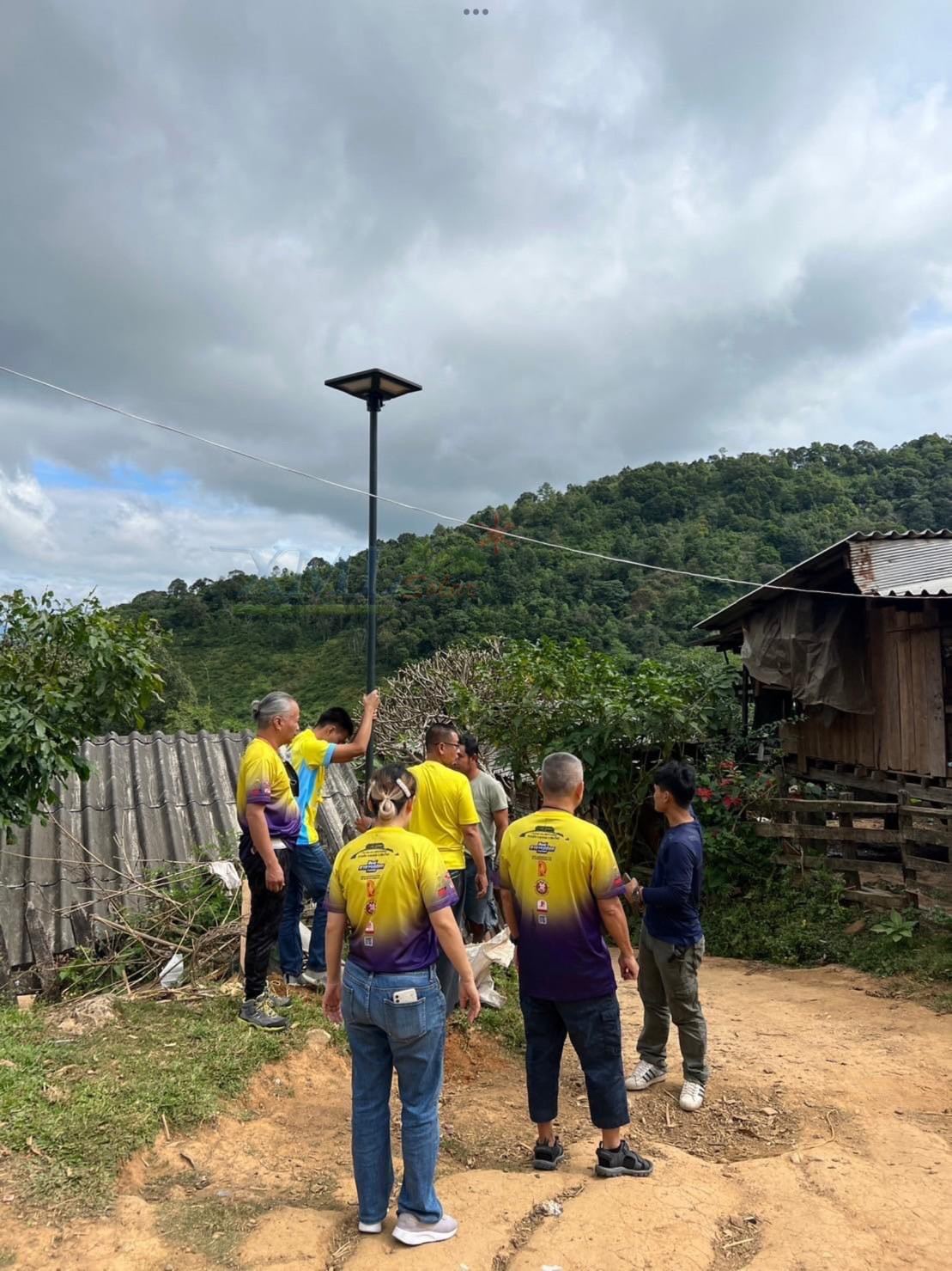 โคมไฟ UFO ทรงสี่เหลี่ยม รุ่น Modi x XML + ระบบ Motion รุ่น 300w (เปิดได้ 3 แสง)