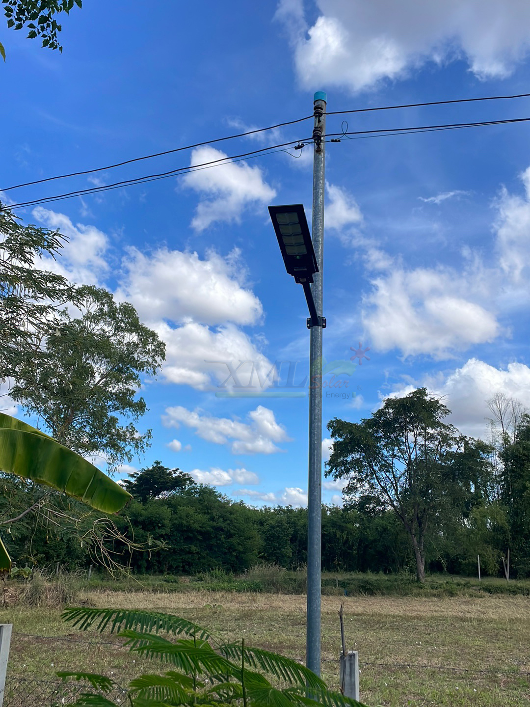 โคมไฟถนนโซล่าเซลล์ รุ่น MD-SLT27 (แสง : ขาว)(ระบบสว่างค้าง) (120w / 240w)