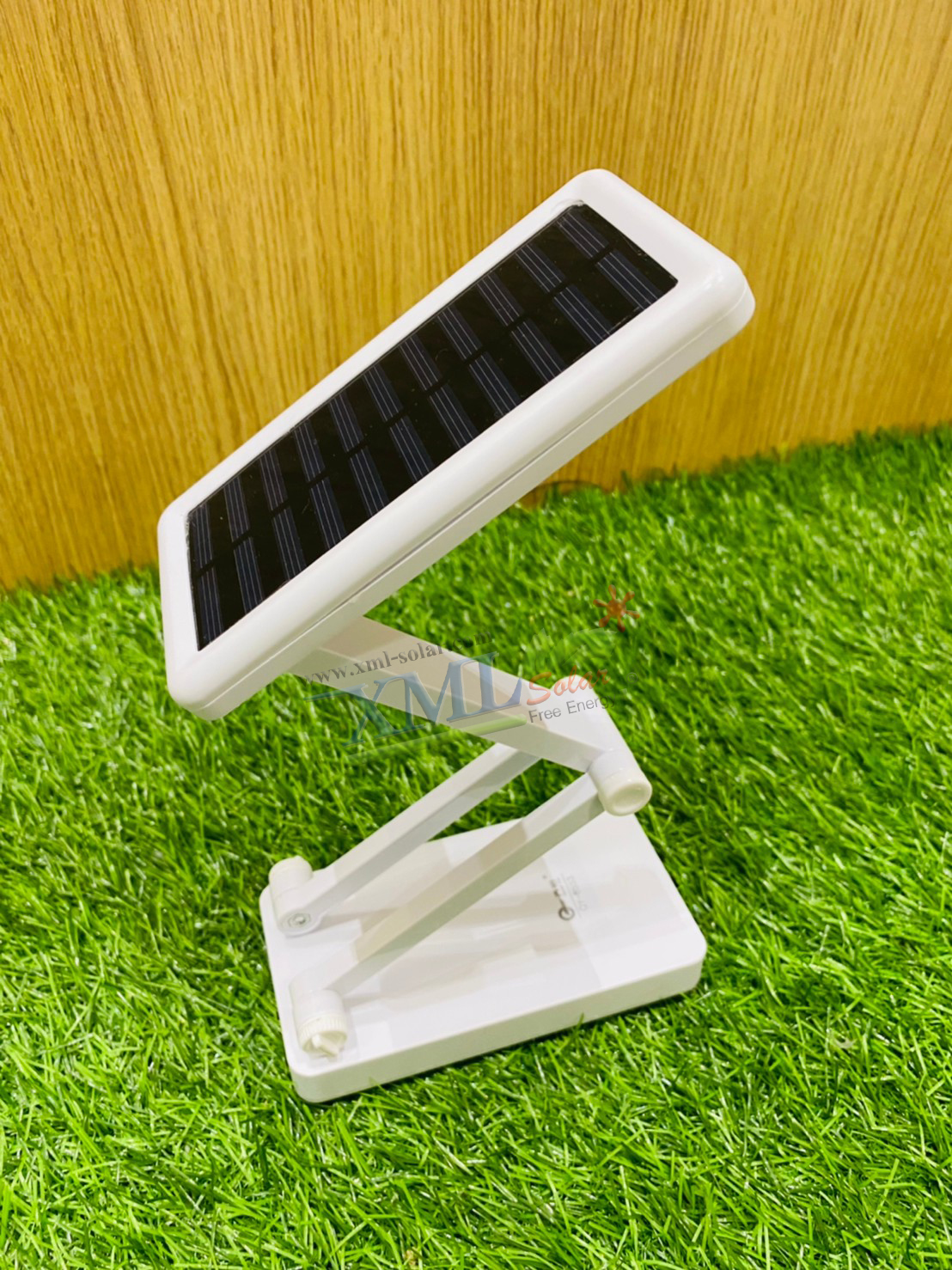 โคมไฟตั้งโต๊ะโซล่าเซลล์ 30 Super LED รุ่นใหม่ 2023 (แสง : คูลไวท์)