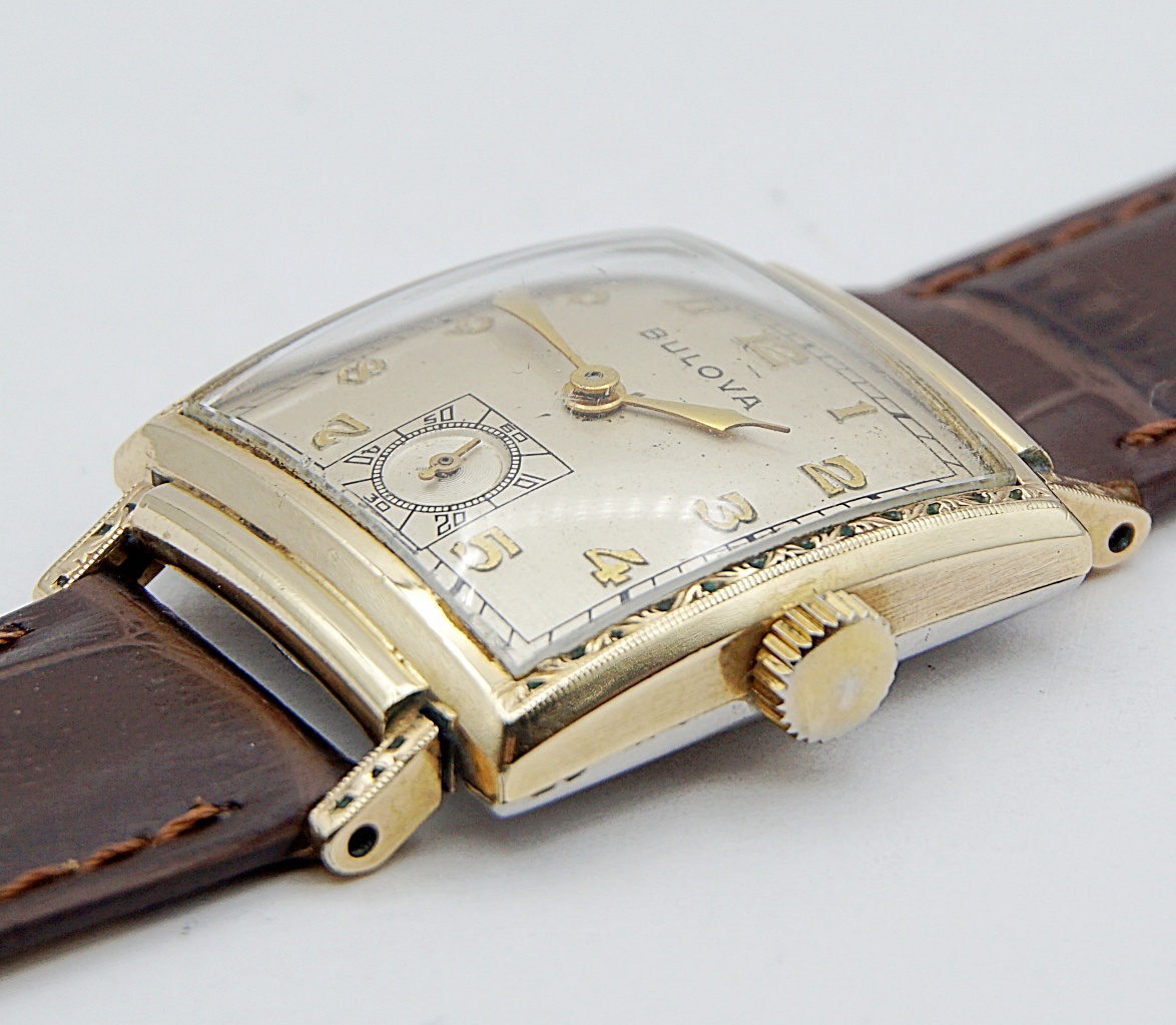 นาฬิกาเก่า BULOVA ไขลานสองเข็มครึ่ง