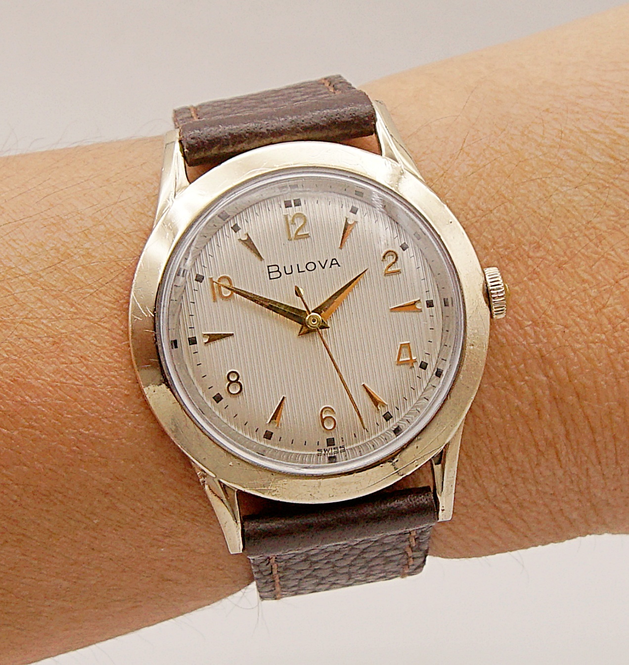 นาฬิกาเก่า BULOVA ไขลาน