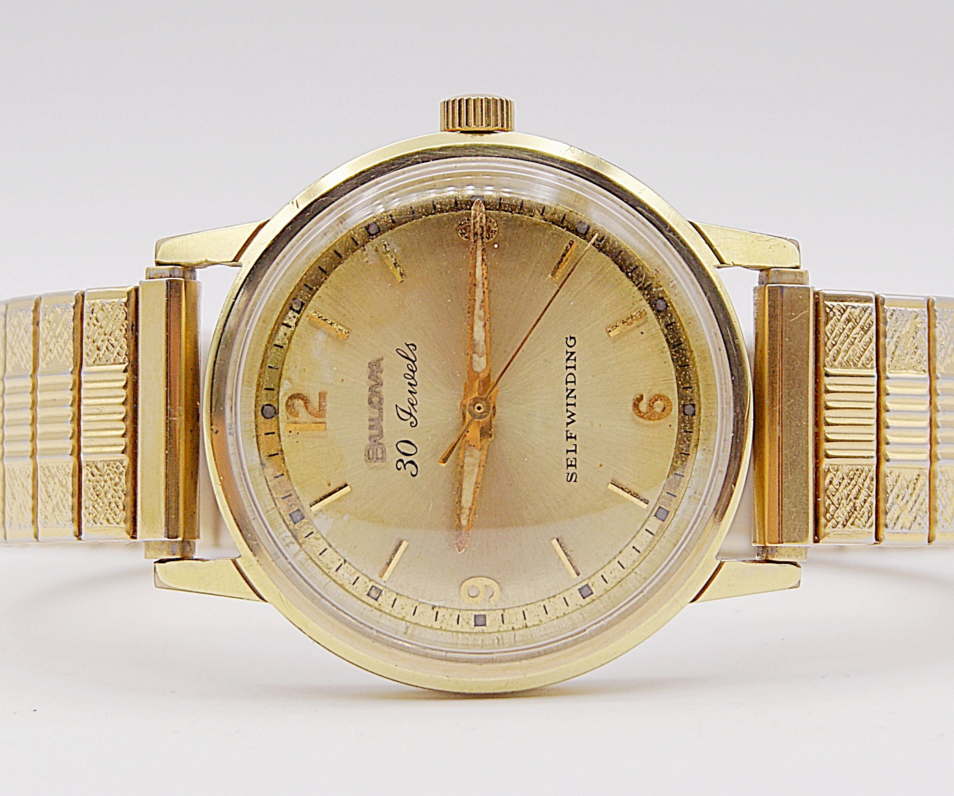 นาฬิกาเก่า BULOVA ออโตเมติก