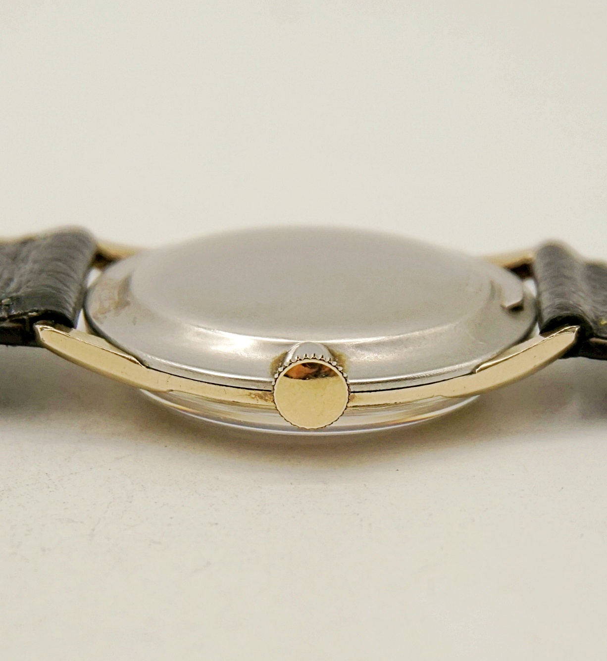 นาฬิกาเก่า HAMILTON ไขลานสองเข็มครึ่ง