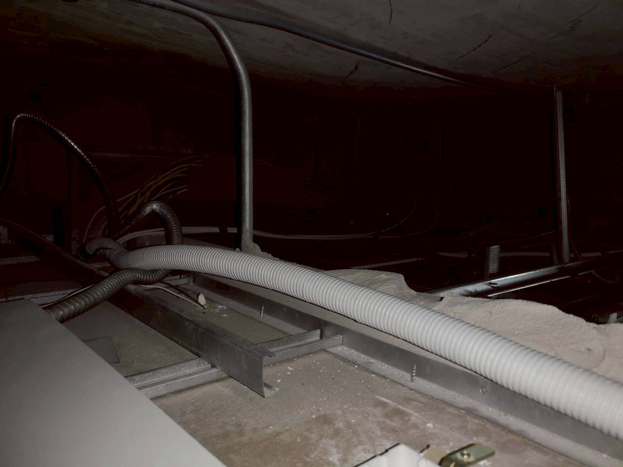 ระบบโซล่าเซลล์ติดหลังคา Energy LiB Solar Rooftop P1 All-In-One ขนาด 15kW (ON/OFF-GRID / Hybrid) 3 Phase Battery 20kW พร้อมติดตั้ง