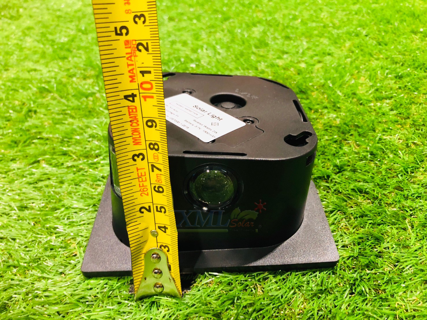 ไฟติดผนังโซล่าเซลล์ รุ่น TB-255 (เปิดได้ 2 แสง)