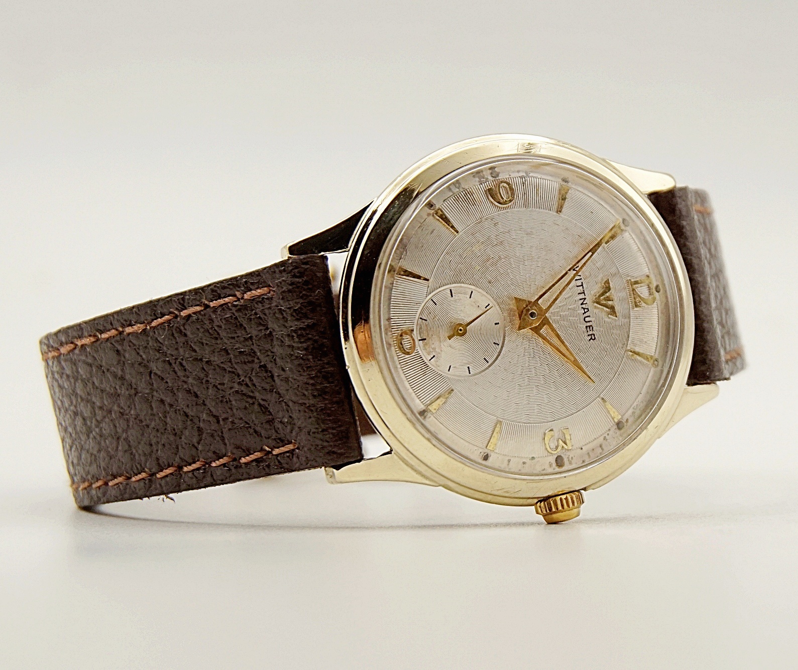 นาฬิกาเก่า WITTNAUER BY LONGINES ไขลานสองเข็มครึ่ง
