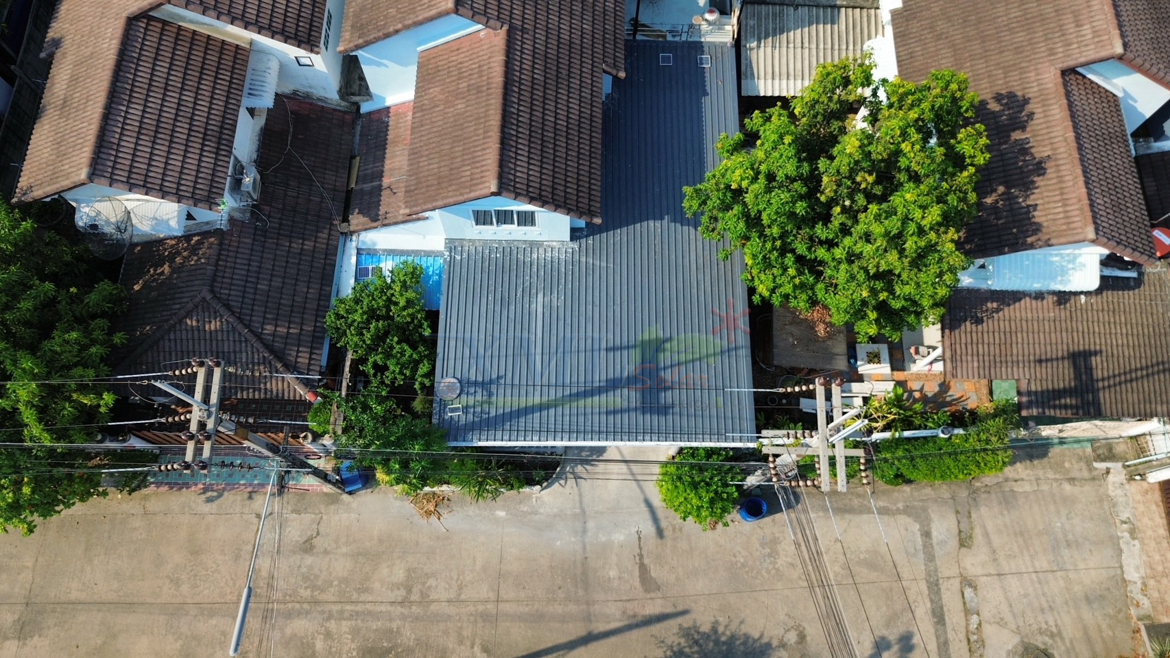 ชุดแอร์โซล่าเซลล์ TASAKI 13,000 BTU