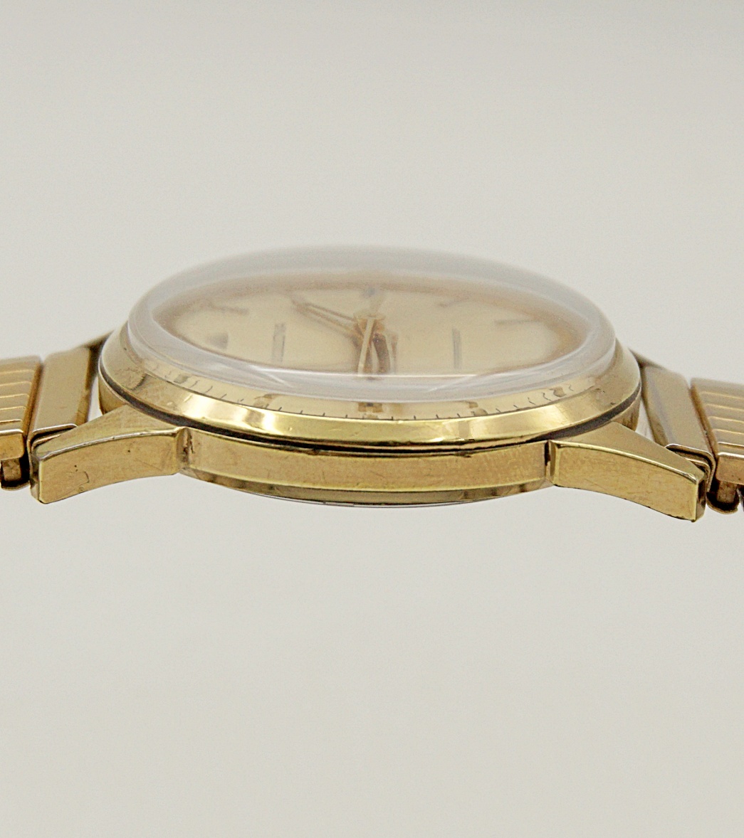 นาฬิกาเก่า BULOVA ไขลาน