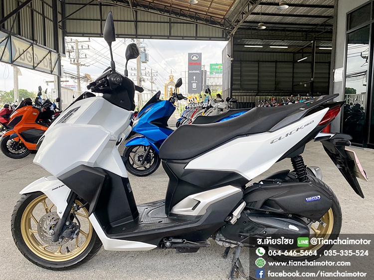 ★ดาวน์2,000★ CLICK160 ปี 66 วิ่งน้อย ตัวรีโมท สภาพป้ายแดง ดอกยางแน่น ชุดสีสวยเป๊ะทั้งคัน เครื่องดี ศูนย์ดี ราคา 55,500