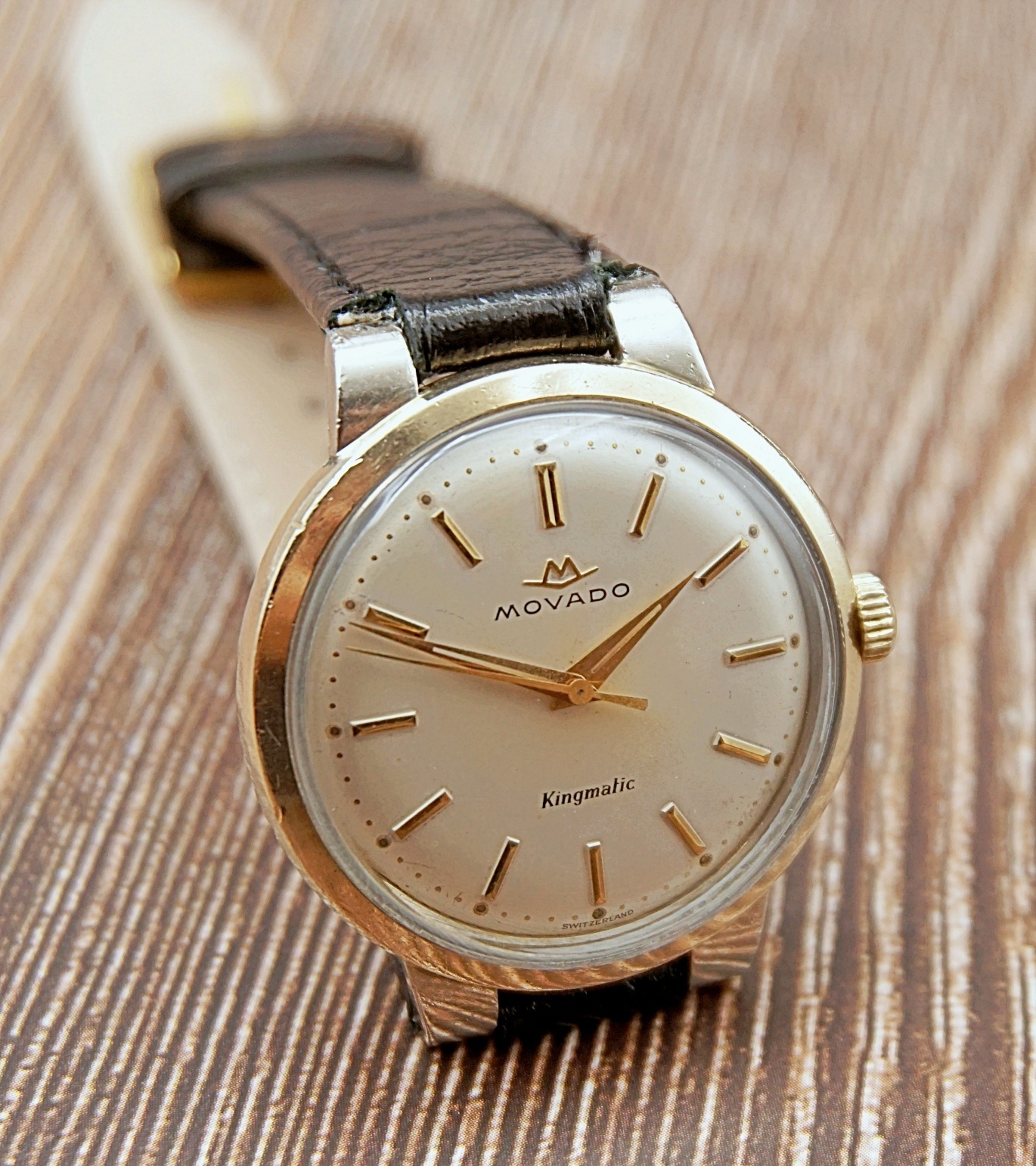 นาฬิกาเก่า MOVADO ออโตเมติก