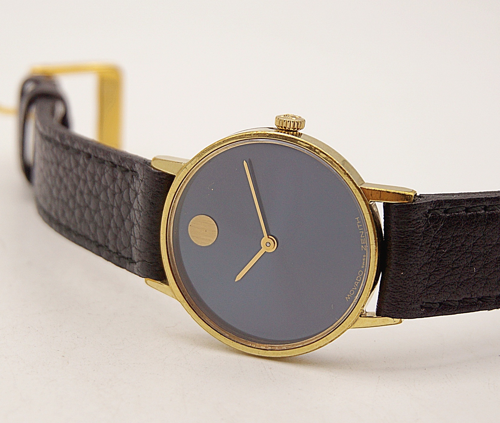 นาฬิกาเก่า MOVADO BY ZENITH ไขลาน