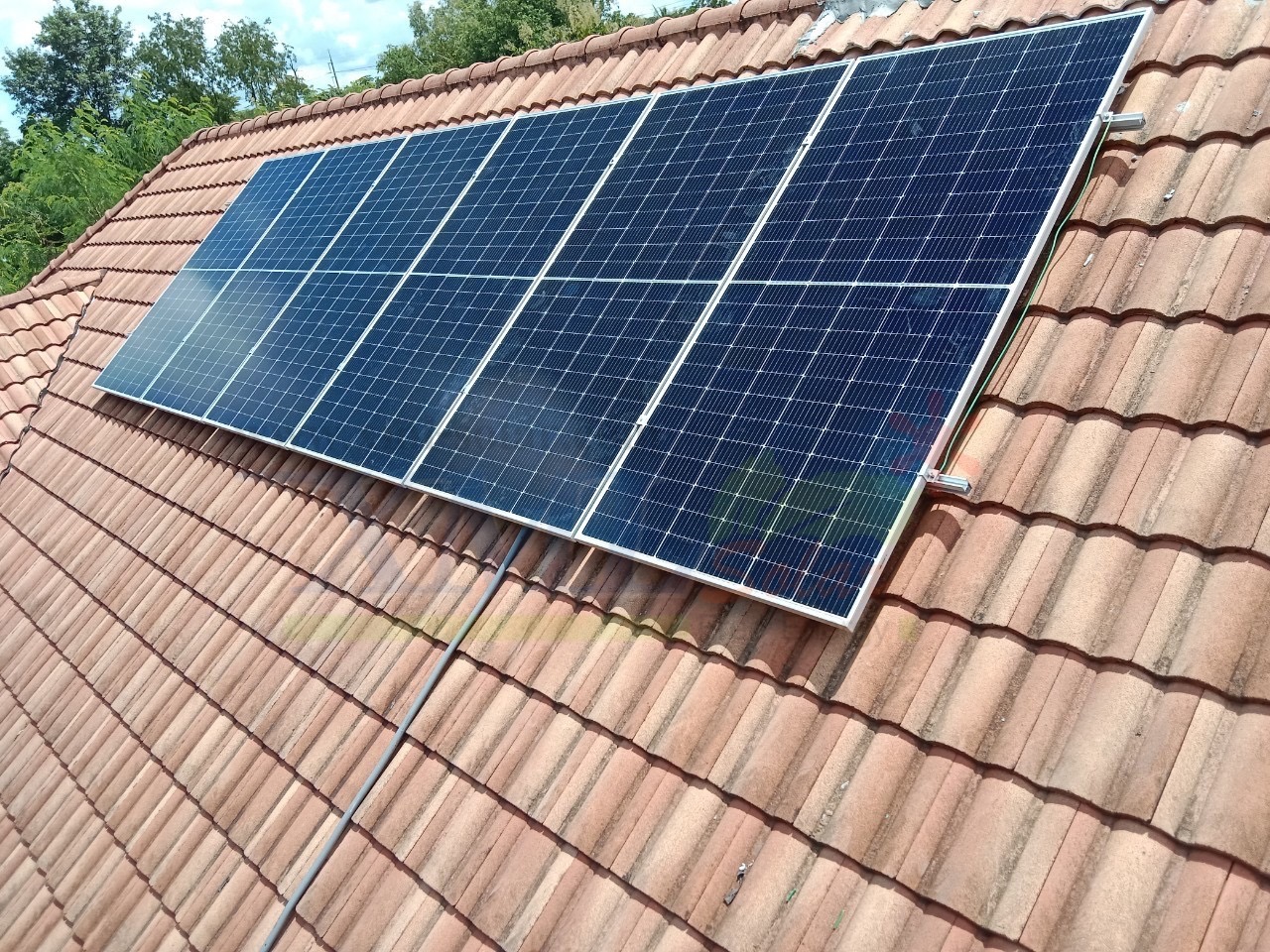 ระบบโซล่าเซลล์ติดหลังคา Enphase Solar Rooftop ขนาด 100.40 KW (ON-GRID) 3 Phase พร้อมติดตั้ง
