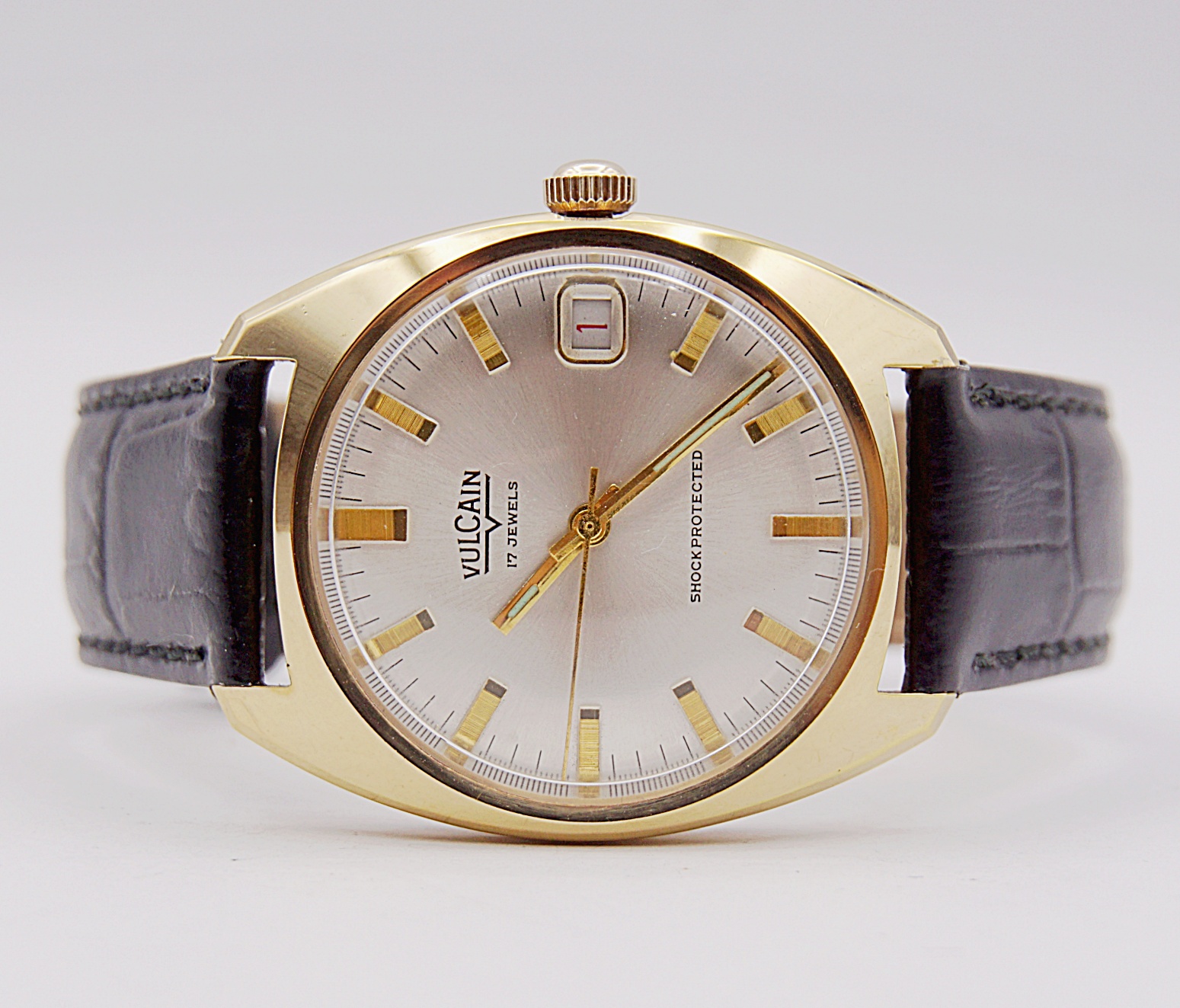 นาฬิกาเก่า VULCAIN ไขลาน