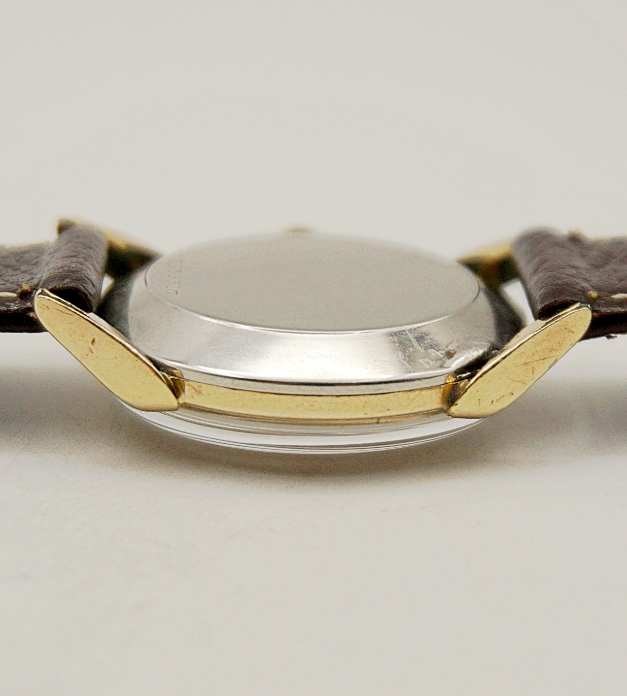 นาฬิกาเก่า GARON ไขลานสองเข็มครึ่ง