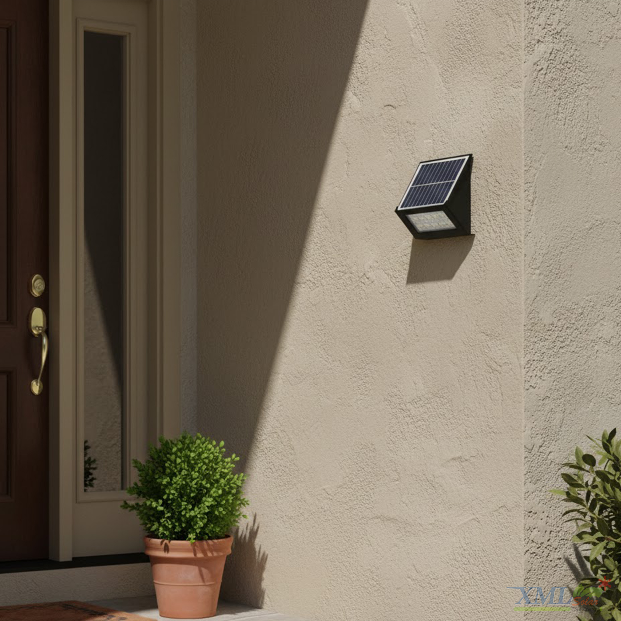 ไฟผนังโซล่าเซลล์ ทรงสามเหลี่ยม รุ่น LSXML-245