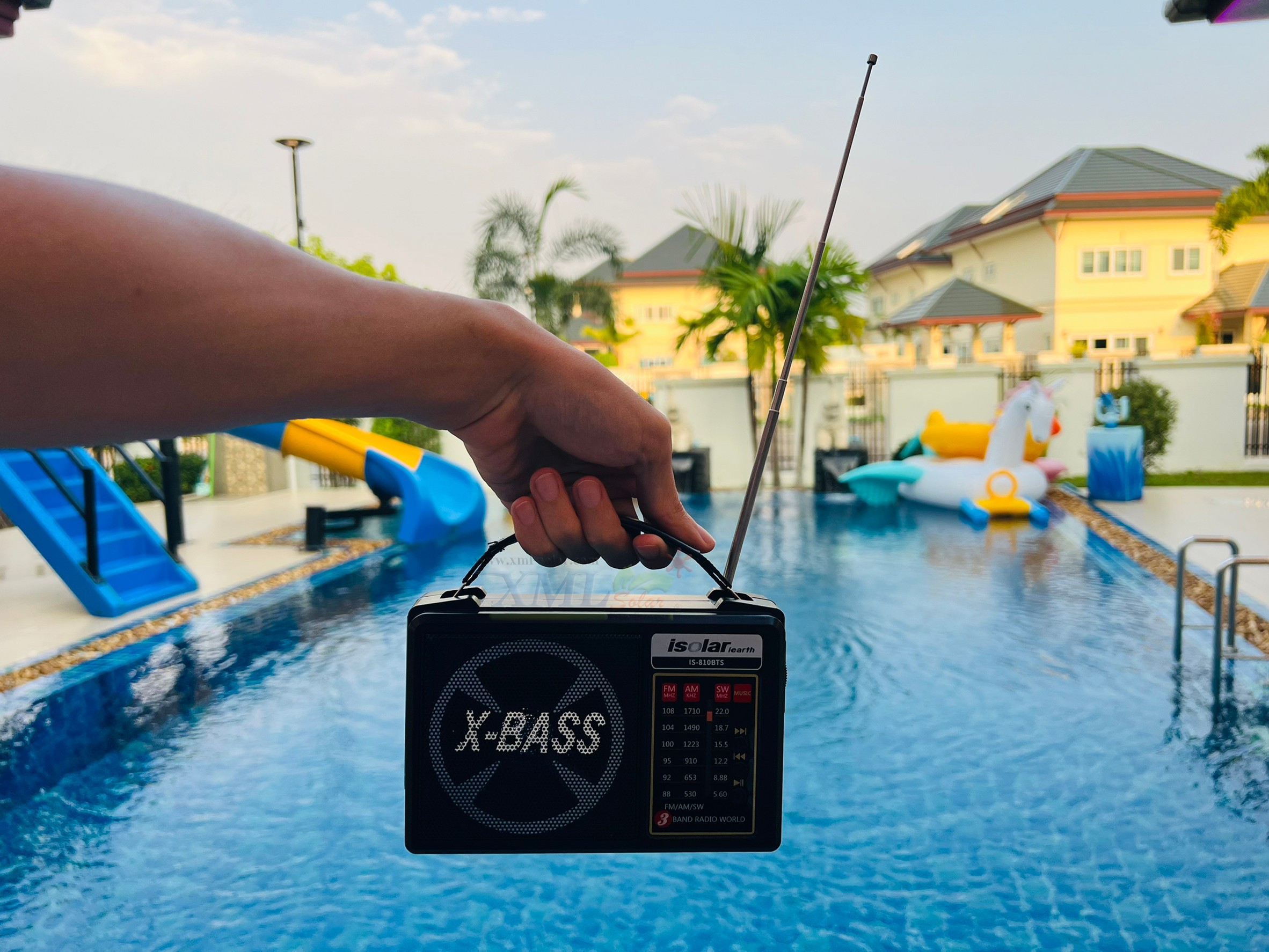 วิทยุโซล่าเซลล์ พร้อมลำโพง มี FM & MP3 ขนาดพกพา (สีดำ)