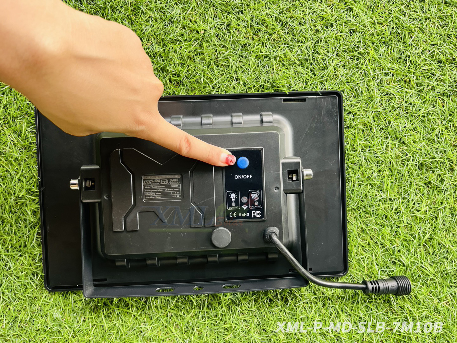 ไฟกระพริบโซล่าเซลล์ หลอดไส้ทรงรี 7/10/20 หลอด รุ่น MD-SLB (เเสง : เหลืองวอมไวท์)