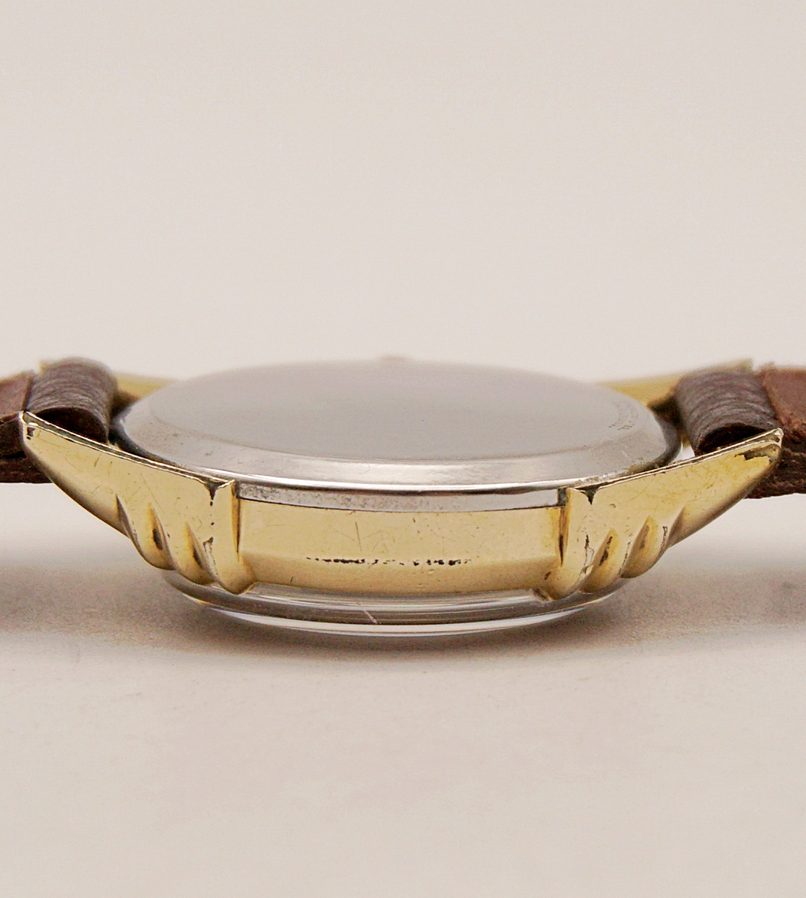 นาฬิกาเก่า CONTINENTAL ไขลานสองเข็มครึ่ง