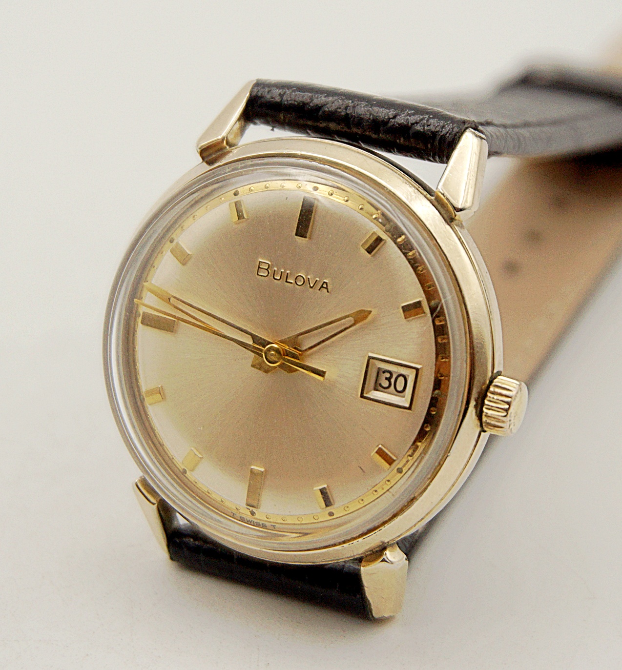 นาฬิกาเก่า BULOVA ไขลาน