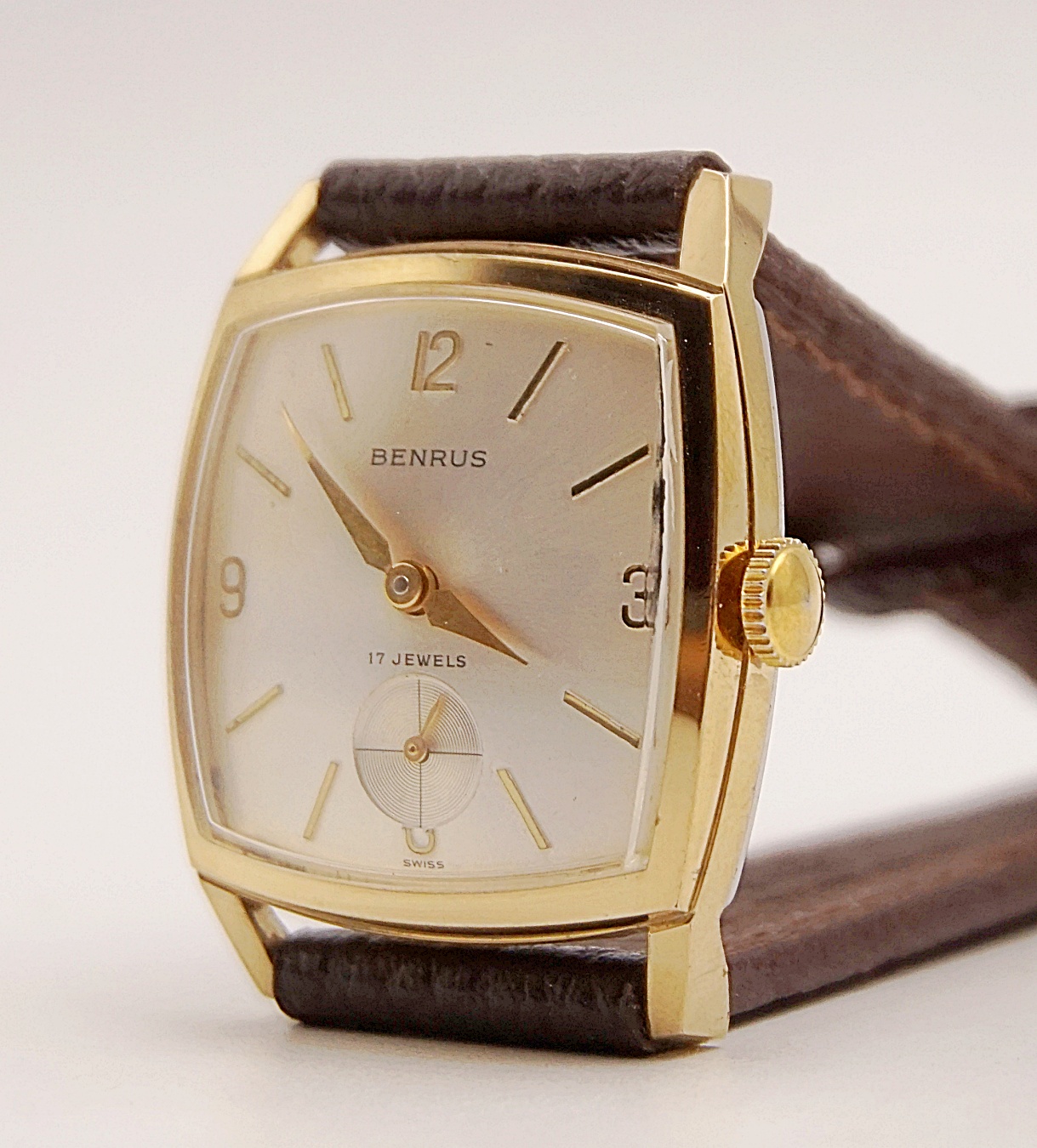 นาฬิกาเก่า BENRUS ไขลานสองเข็มครึ่ง