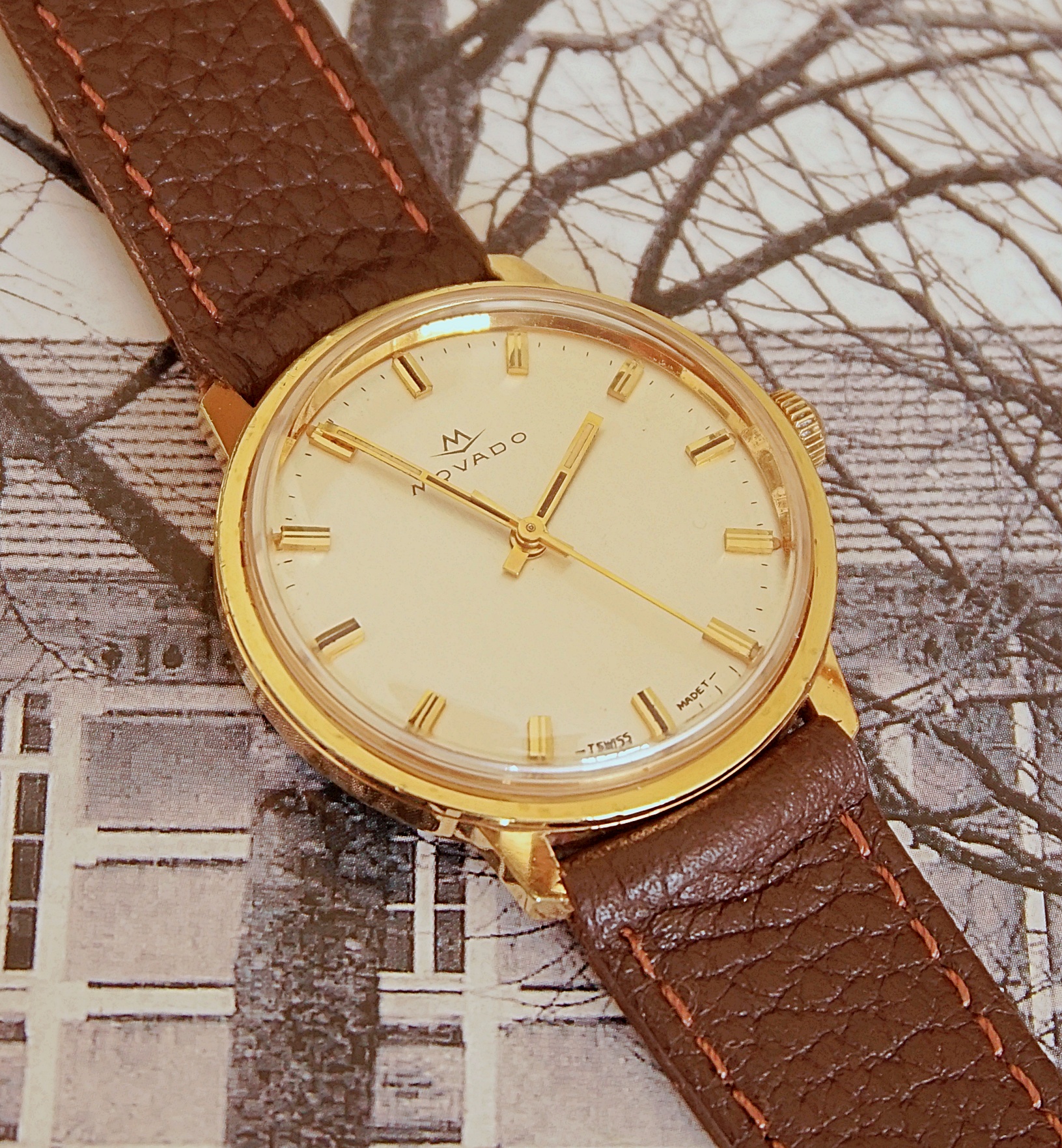 นาฬิกาเก่า MOVADO ไขลาน