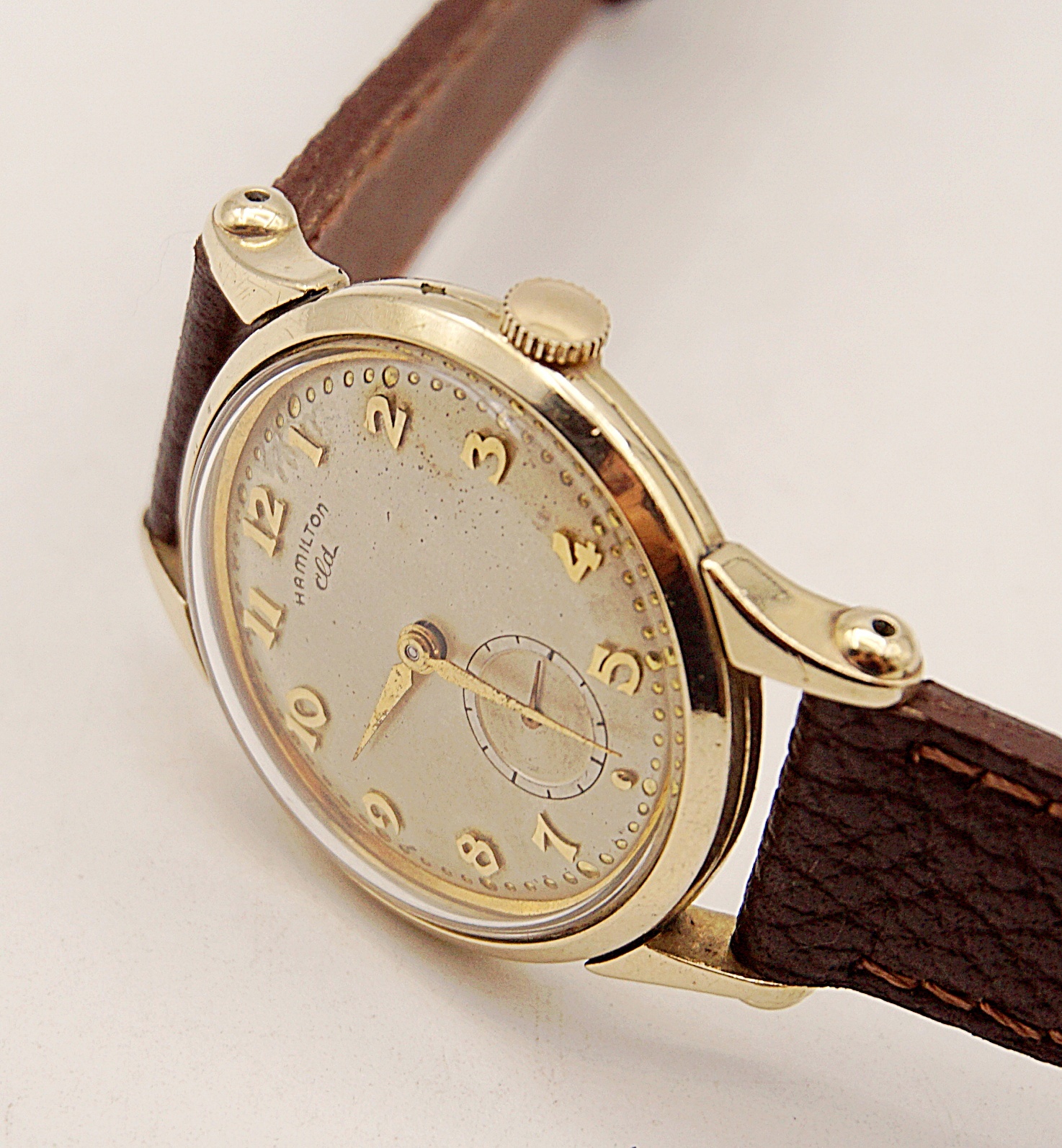 นาฬิกาเก่า HAMILTON ไขลานสองเข็มครึ่ง